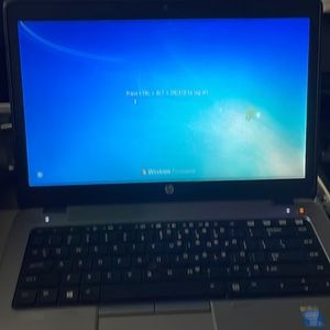 HP EliteBook 840 G3 - 14” FHD, Intel Core i5-6300U 2.4Ghz, 8GB DDR4, 256GB SSD,